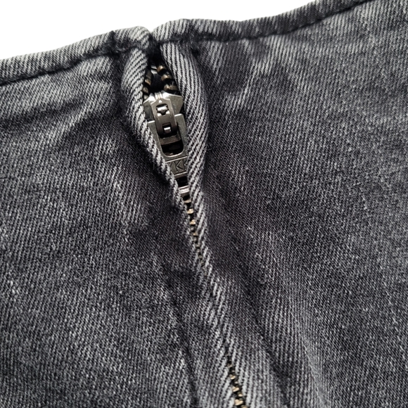 Girls size 2 Black Denim Jean Skirt with Cutout Slit Stretchy Comfort Wild Fable - Picture 5 of 8